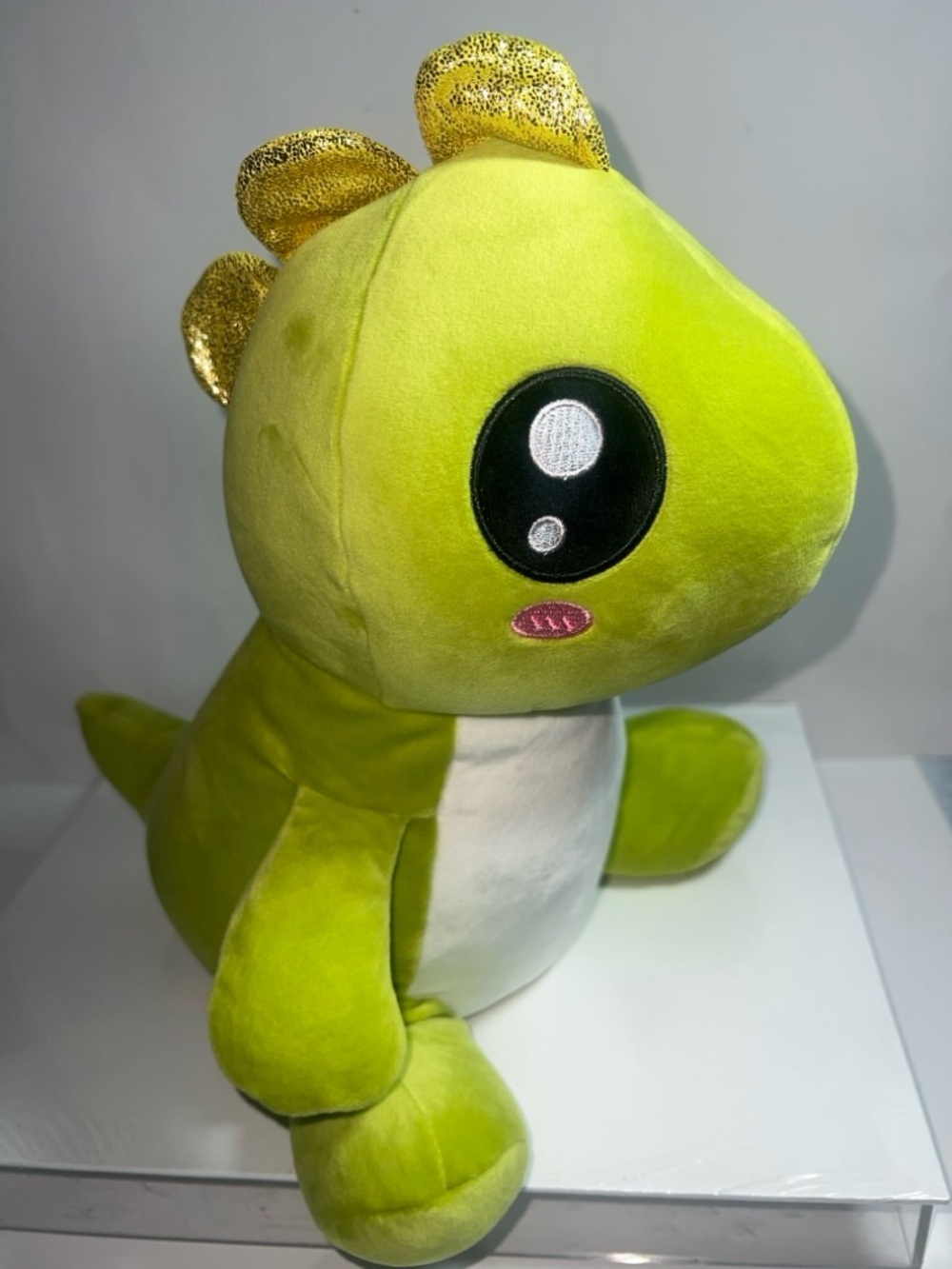 Hugfun International Green Dinosaur Plush Toy Gold Glitter Spikes 🦖✨